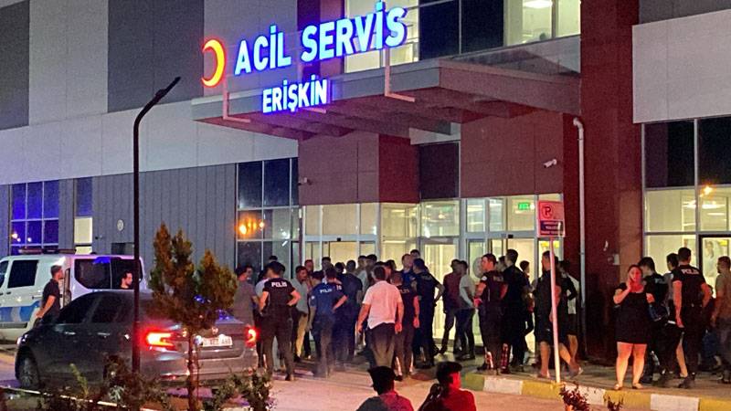 Osmaniye’de taşlı sopalı kavga: Belediye Başkanı da dahil çok sayıda yaralı