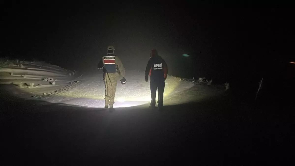 agrida kara saplanan 2 kisi kurtarildi n9CVAU52.jpg