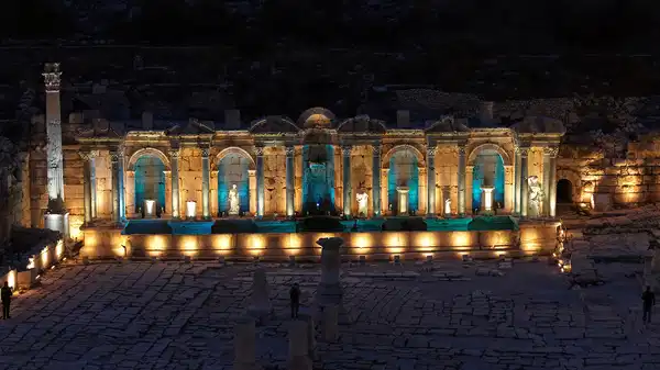 asklarin ve imparatorlarin sehri sagalassosta isiklar gece muzeciligi icin yandi 2JDIvyRv.jpg