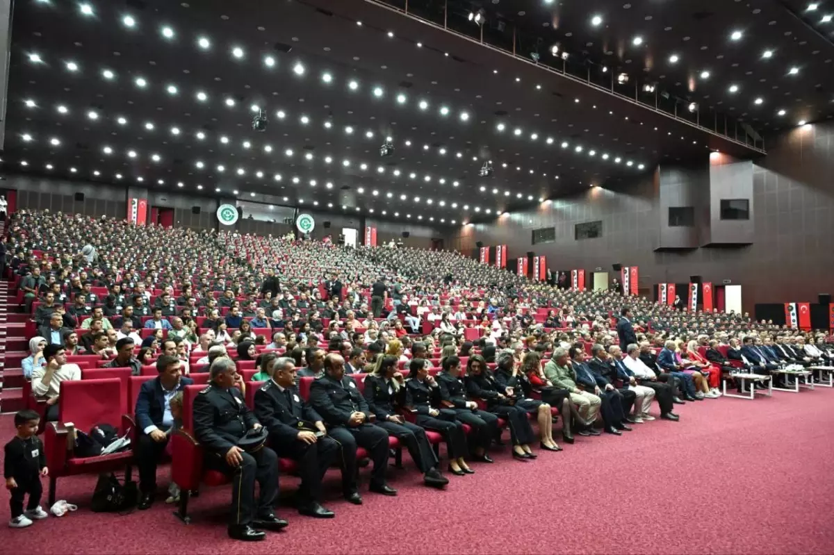 cumhuriyet coskusu 89DH8ViL.jpg