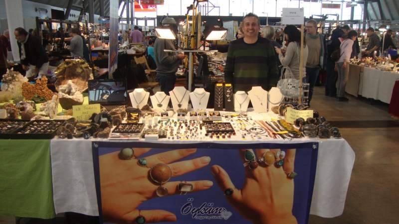 Doğadan topladığı taşları işleyip, takıya dönüştüren İsmail Hakkı Özak: Bursa’da taşı işleyen tek kişiyim, ekmeğimi taştan çıkarıyorum