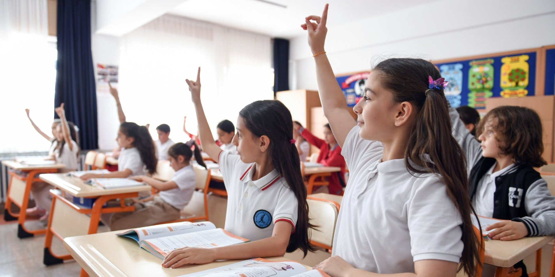 ogretmen ve veliler okul kiyafeti uygulamasini destekliyor JePBCTFc.jpg