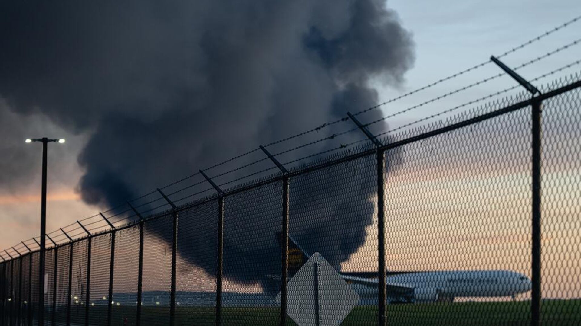 abdde kargo ucagi yerlesim yerine dustu en az 7 can kaybi Qasu5O8P.jpg