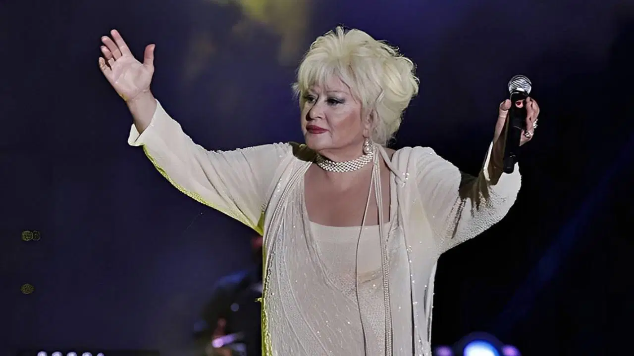 muazzez abacidan kotu haber yogun bakima alindi l2xtkHxI.jpg