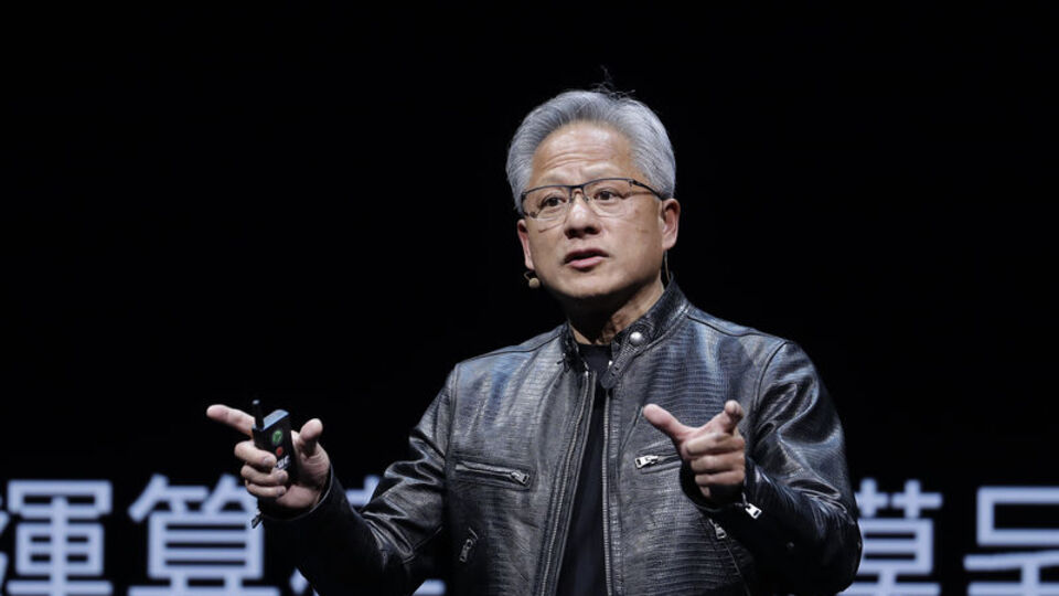 nvidia ceosu huang cin yapay zek yarisini kazanacak F81I9vrg.jpg