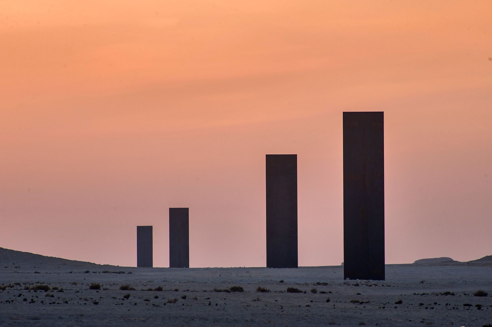 Richard Serra, East West, Katar